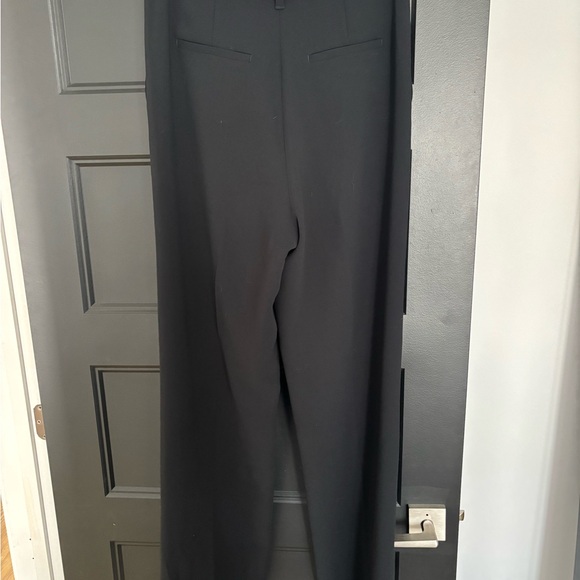 Aritzia Black Effortless Pants - Picture 3 of 5